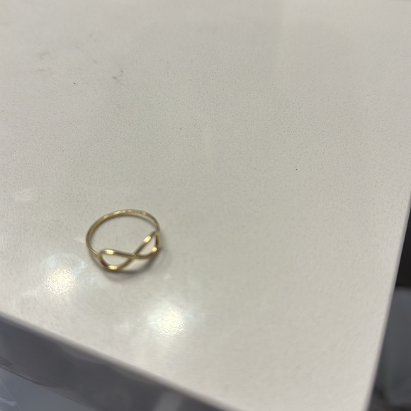 10k Gold Eternity ring Michael Hill - Picture 8 of 9